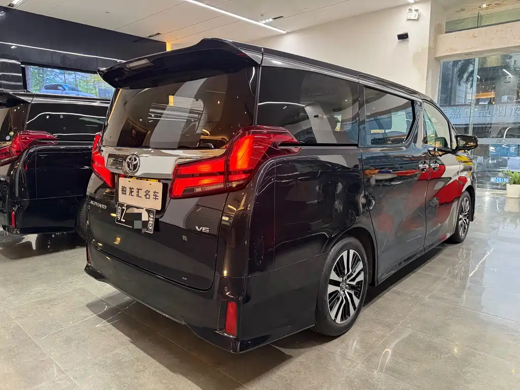 Alphard 2018 3.5L Luxury Edition