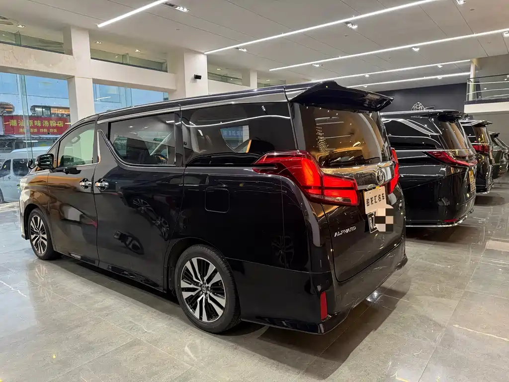 Alphard 2018 3.5L Luxury Edition