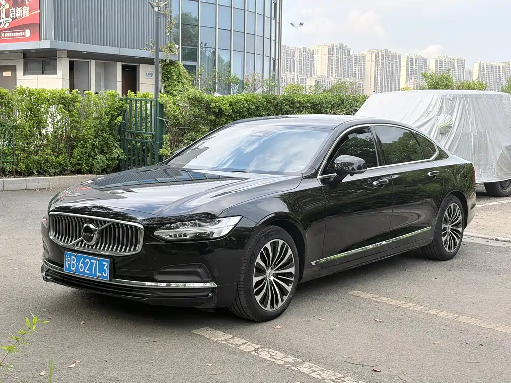 Volvo S90 2023 B5 Intelligent Luxury Edition