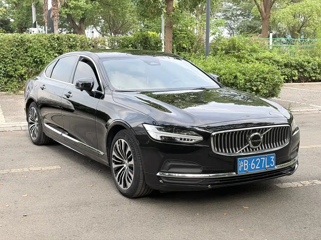 Volvo S90 2023 B5 Intelligent Luxury Edition