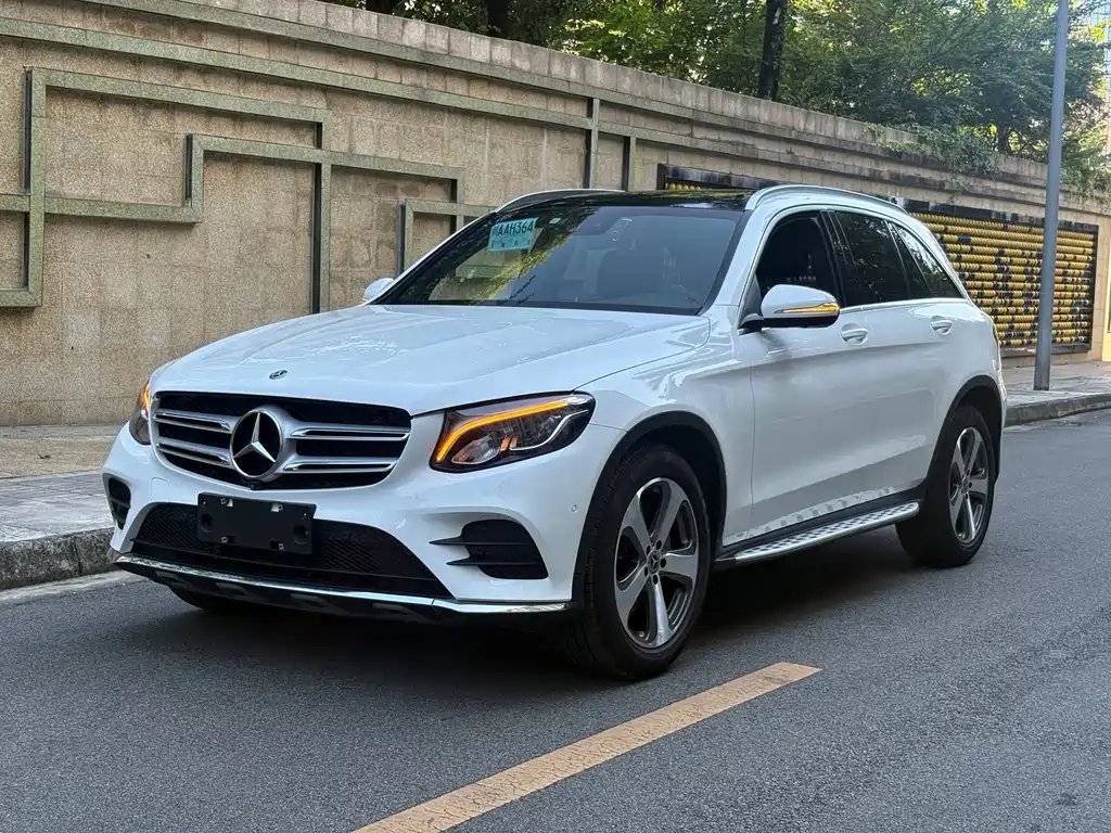 Mercedes GLC 2017 GLC 260 4MATIC Luxury Edition