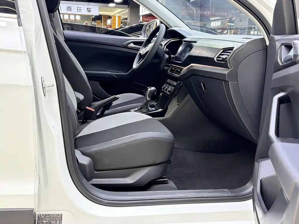 BMW X1 2018 sDrive18Li Fashion Edition