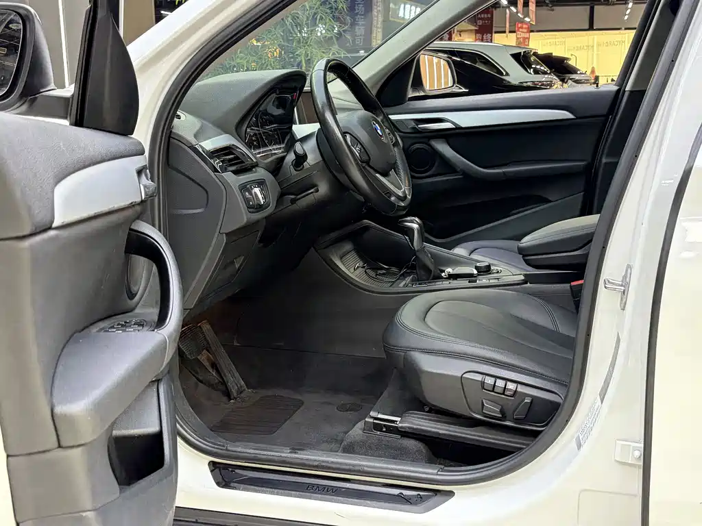 BMW X1 2018 sDrive18Li Fashion Edition