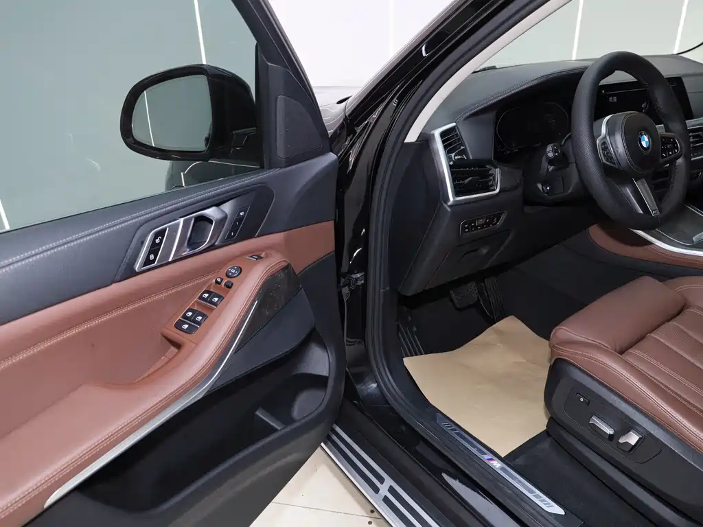 BMW X5 (Import) 2019 model xDrive40i M Sport Package