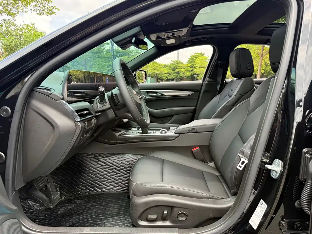 Cadillac CT5 2025 28T Urban Sport Edition