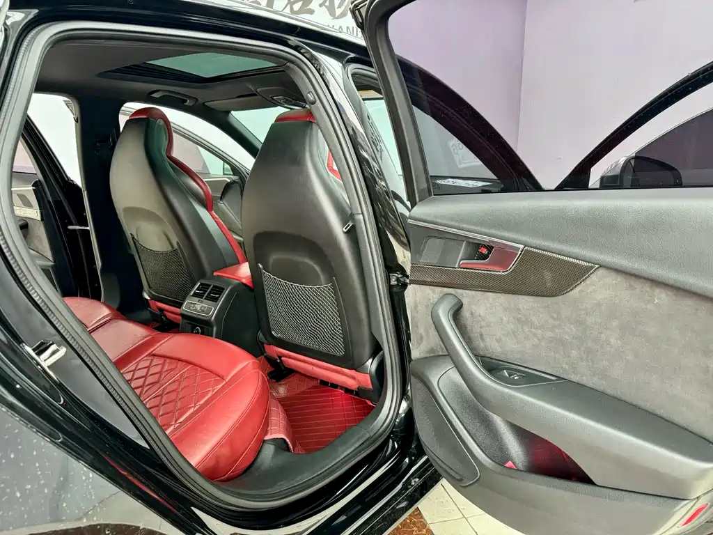Audi S4 2018 model S4 3.0 TFSI