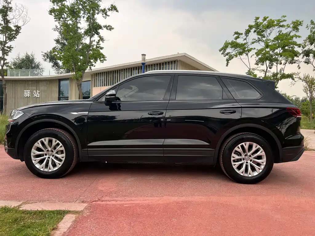 Touareg 2019 2.0 TSI Leading Edition National VI
