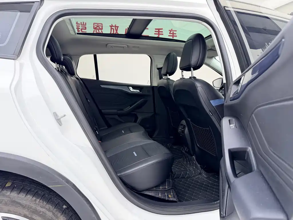 Ford Focus 2021 EcoBoost 180 Automatic Trend Edition