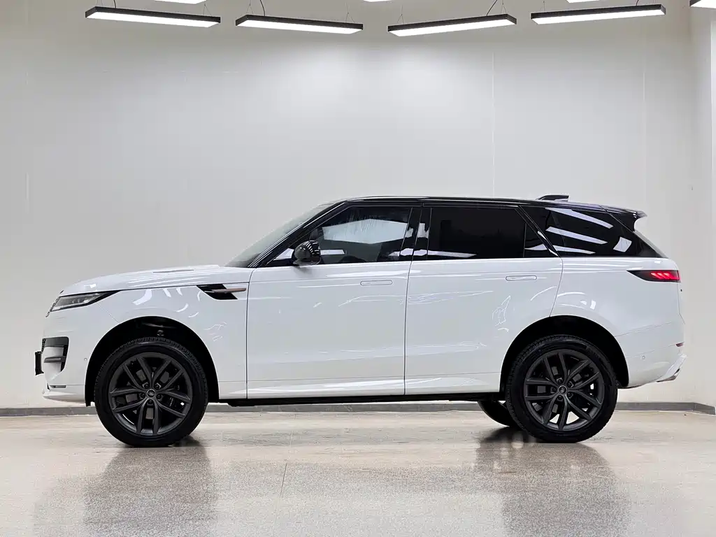 Range Rover Sport 2023 400PS Dynamic HSE