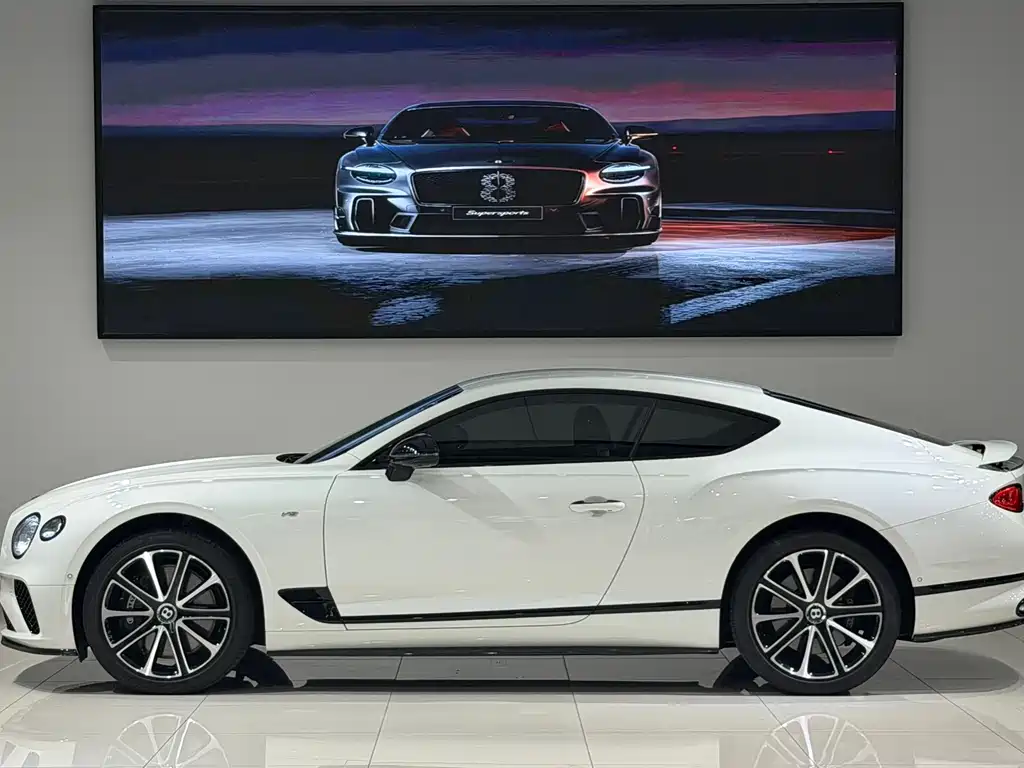 Audi A8 2020 4.0T GT V8