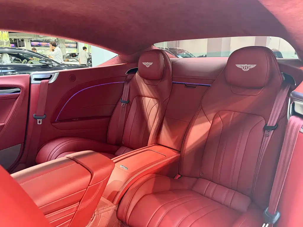 Audi A8 2020 4.0T GT V8