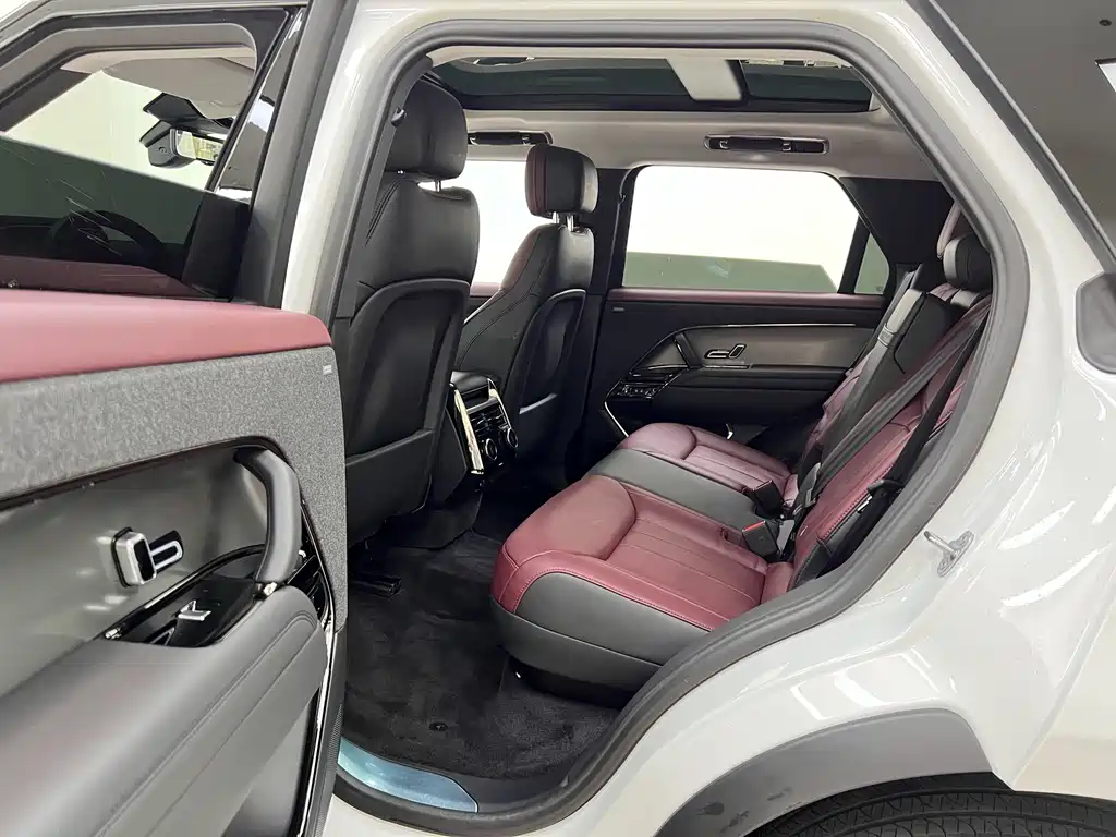 Range Rover Sport 2023 400PS Dynamic HSE