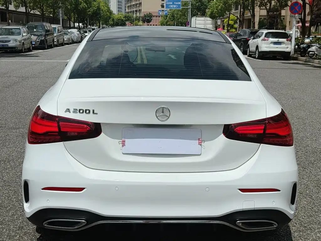 Mercedes-Benz A-Class 2023 A 200 L Fashion Edition