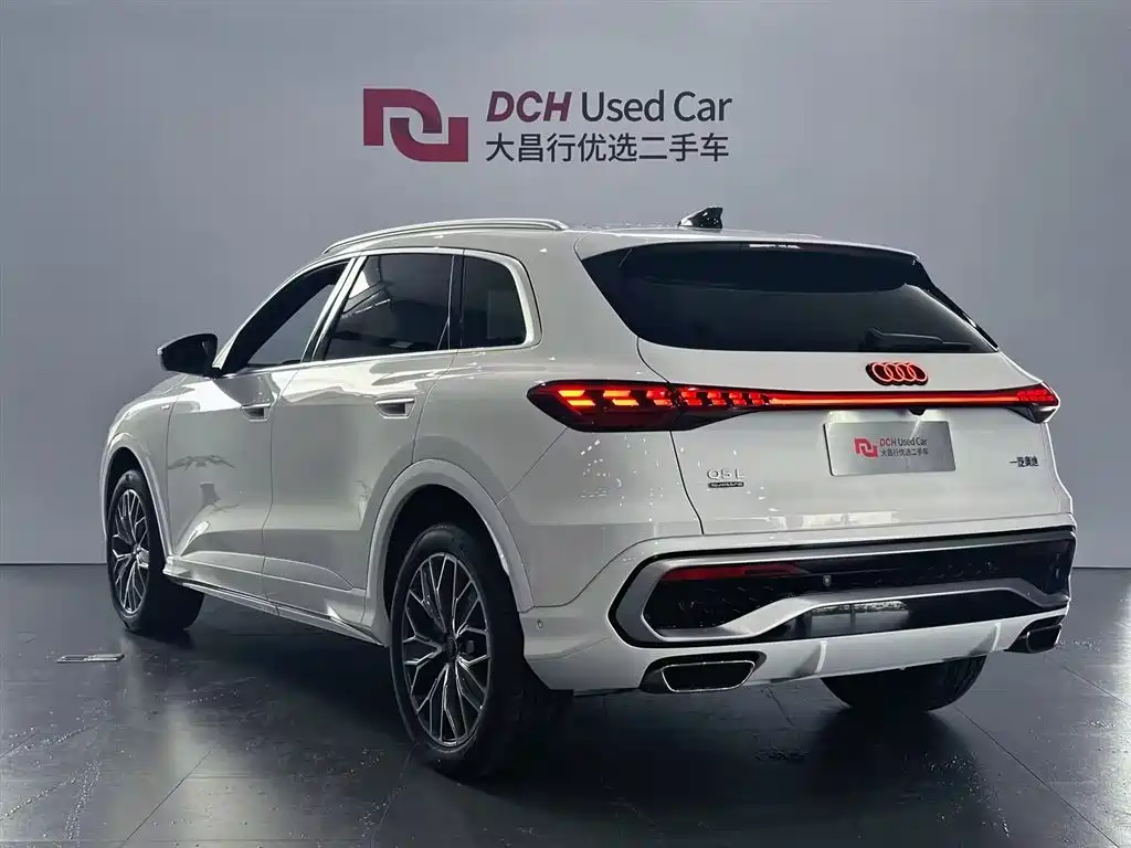 Audi Q5L 2026 Edition 2.0T Smart Hybrid Luxury Version