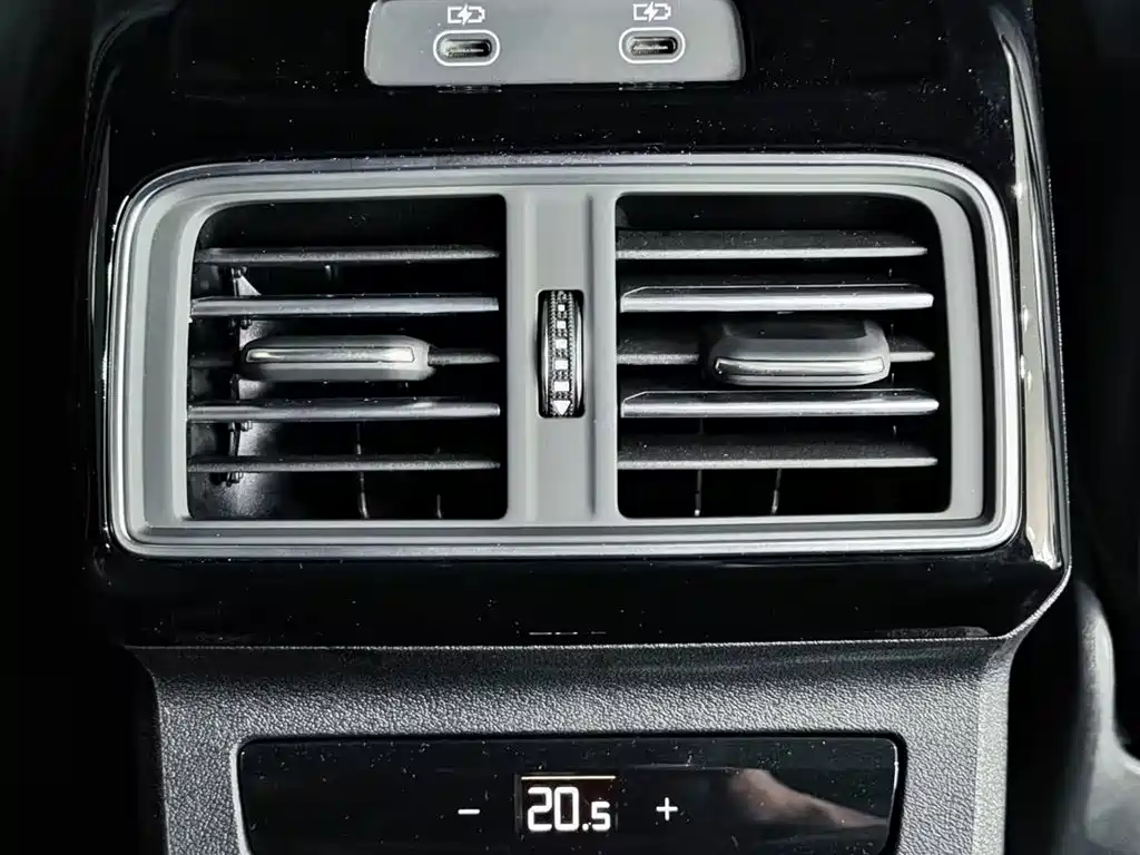 Audi Q5L 2026 Edition 2.0T Smart Hybrid Luxury Version