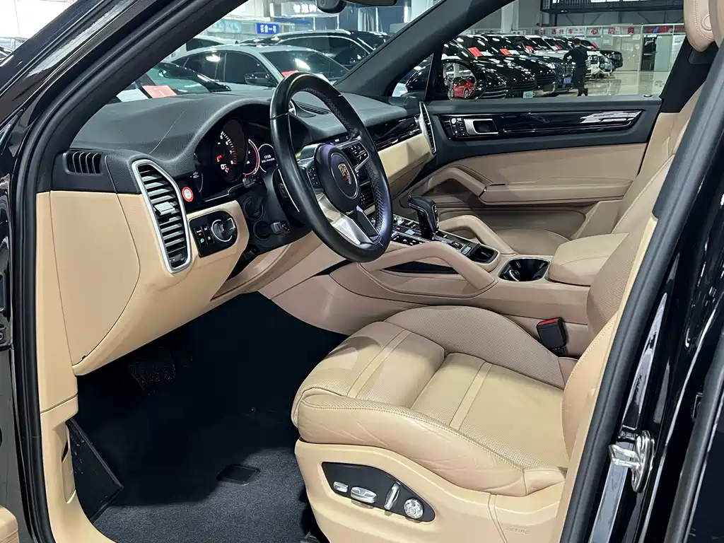 Cayenne 2019 3.0T