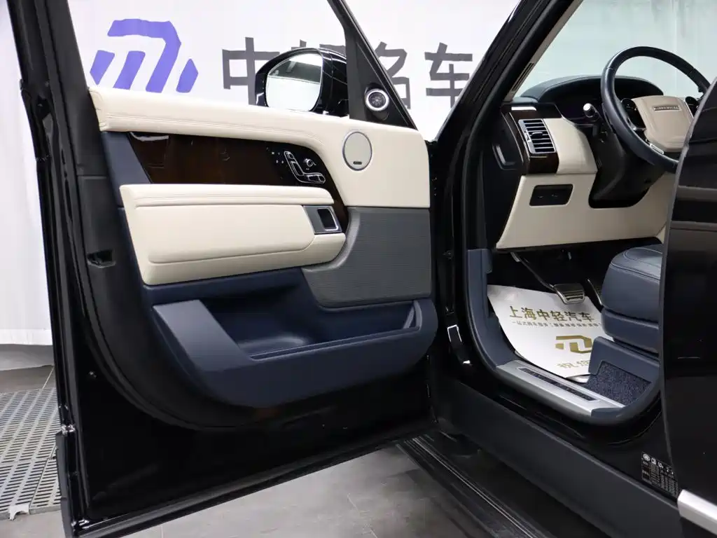 Range Rover 2021 3.0 L6 Classic Extended Edition