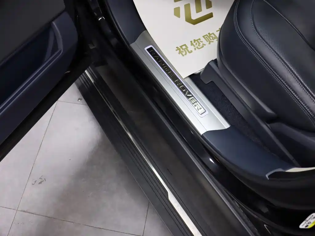 Range Rover 2021 3.0 L6 Classic Extended Edition