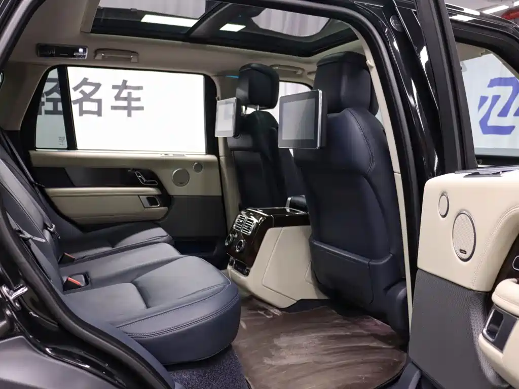Range Rover 2021 3.0 L6 Classic Extended Edition