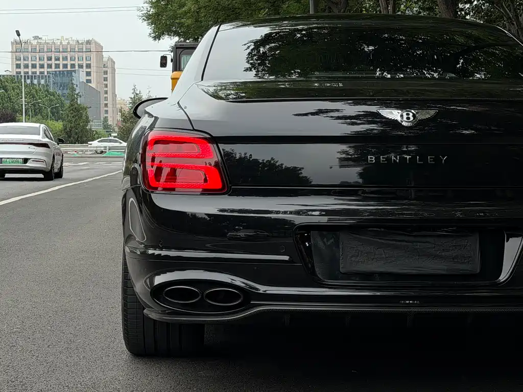 Ferarri 2024 Model 4.0T V8 S