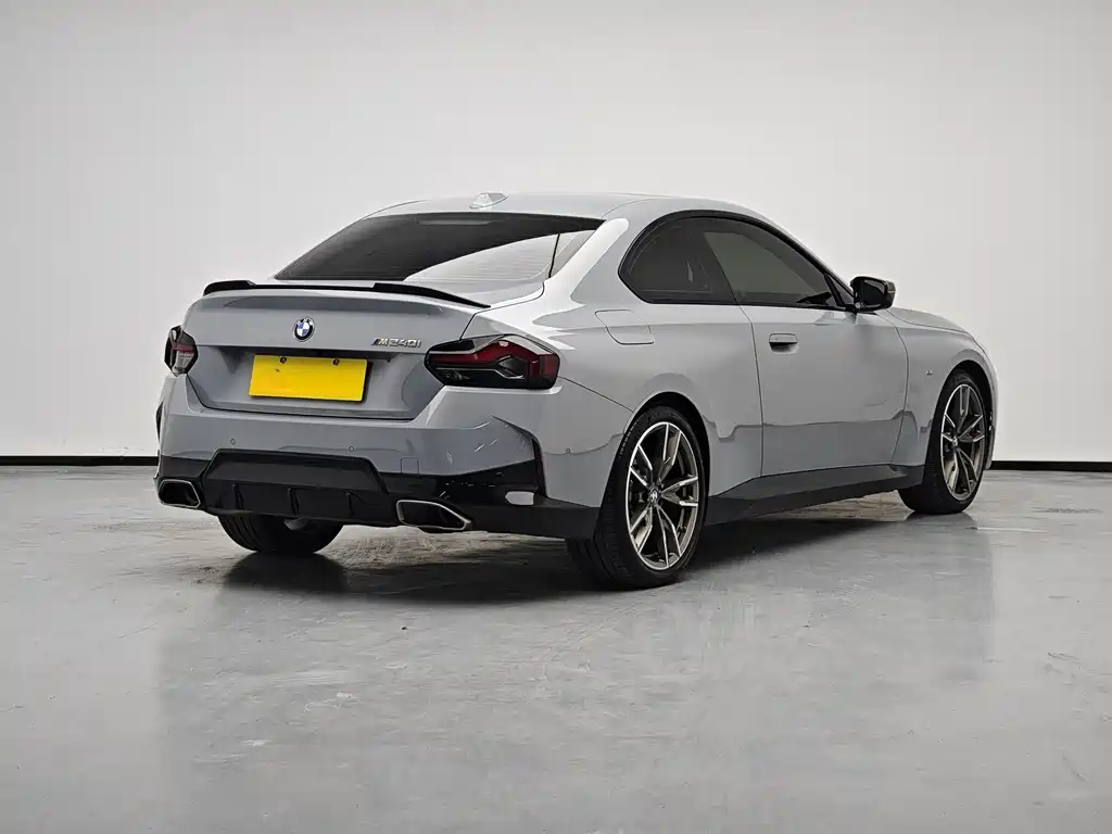 BMW M240i 2024 Model M240i