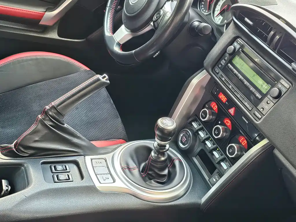 Toyota 86 2017 2.0L Manual Luxury Edition