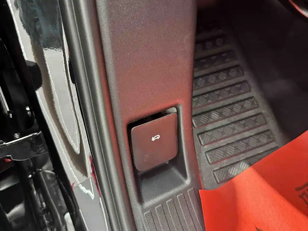 Land Rover Defender 2023 130 3.0T P400 HSE
