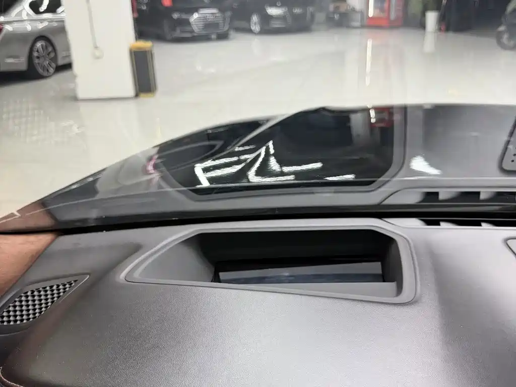 BMW 7 Series 2019 740Li xDrive Executive M Sport Package