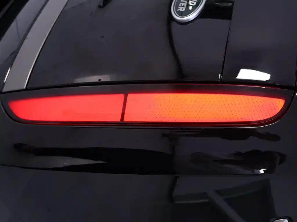 Range Rover 2025 Edition 3.0 L6 360PS Grand Edition