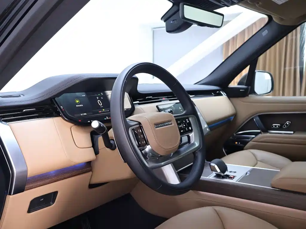 Range Rover 2025 Edition 3.0 L6 360PS Grand Edition