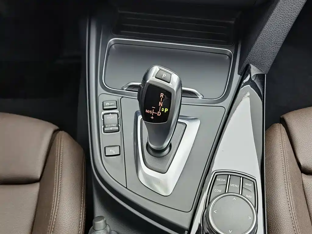 BMW 3 Series 2019 320Li Fashion Edition