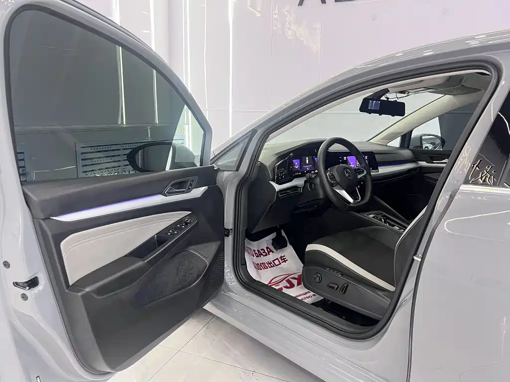 Golf 2023 280TSI DSG Pro