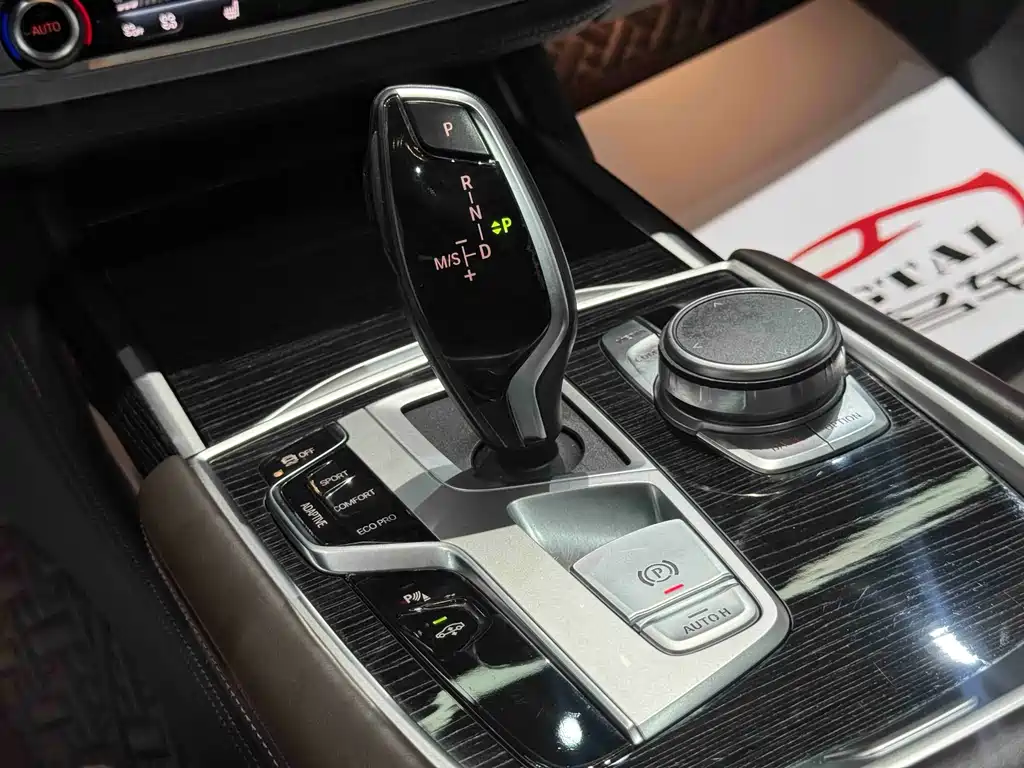 BMW 7 Series 2019 740Li Leading Edition M Sport Package