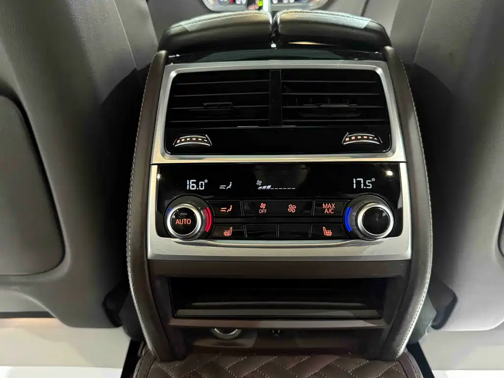 BMW 7 Series 2019 740Li Leading Edition M Sport Package