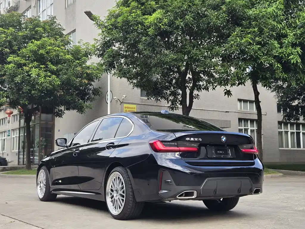 BMW 3 Series 2024 325Li M Sport Package