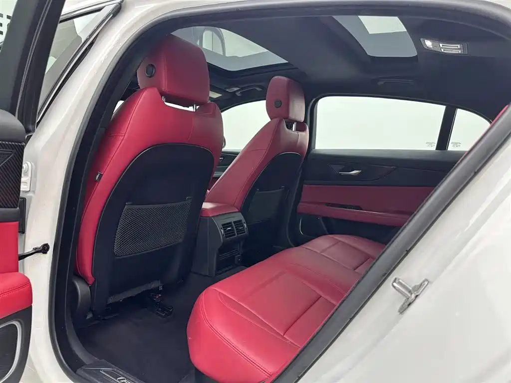 Jaguar XEL 2021 2.0T 250PS R-DYNAMIC S Progressive Sport Edition