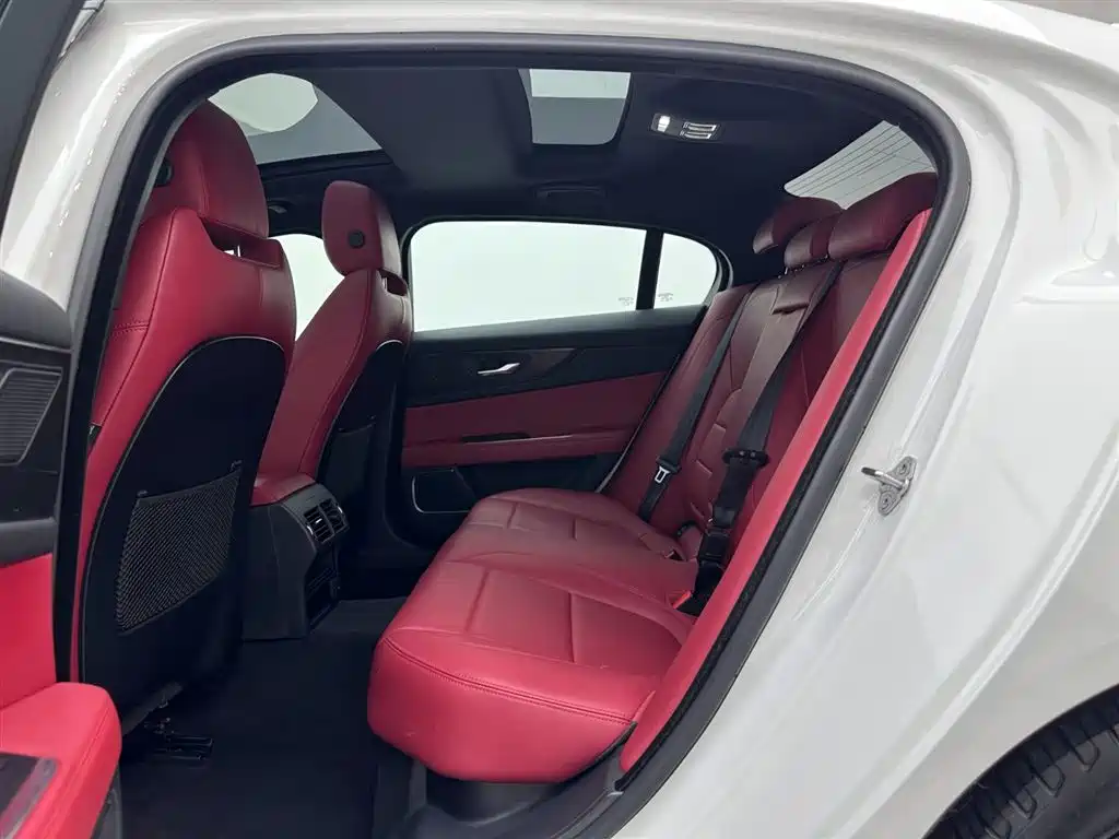 Jaguar XEL 2021 2.0T 250PS R-DYNAMIC S Progressive Sport Edition