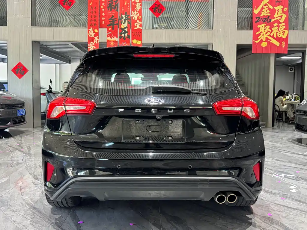 Ford Focus 2021 Two-door EcoBoost 180 Automatic ST Line