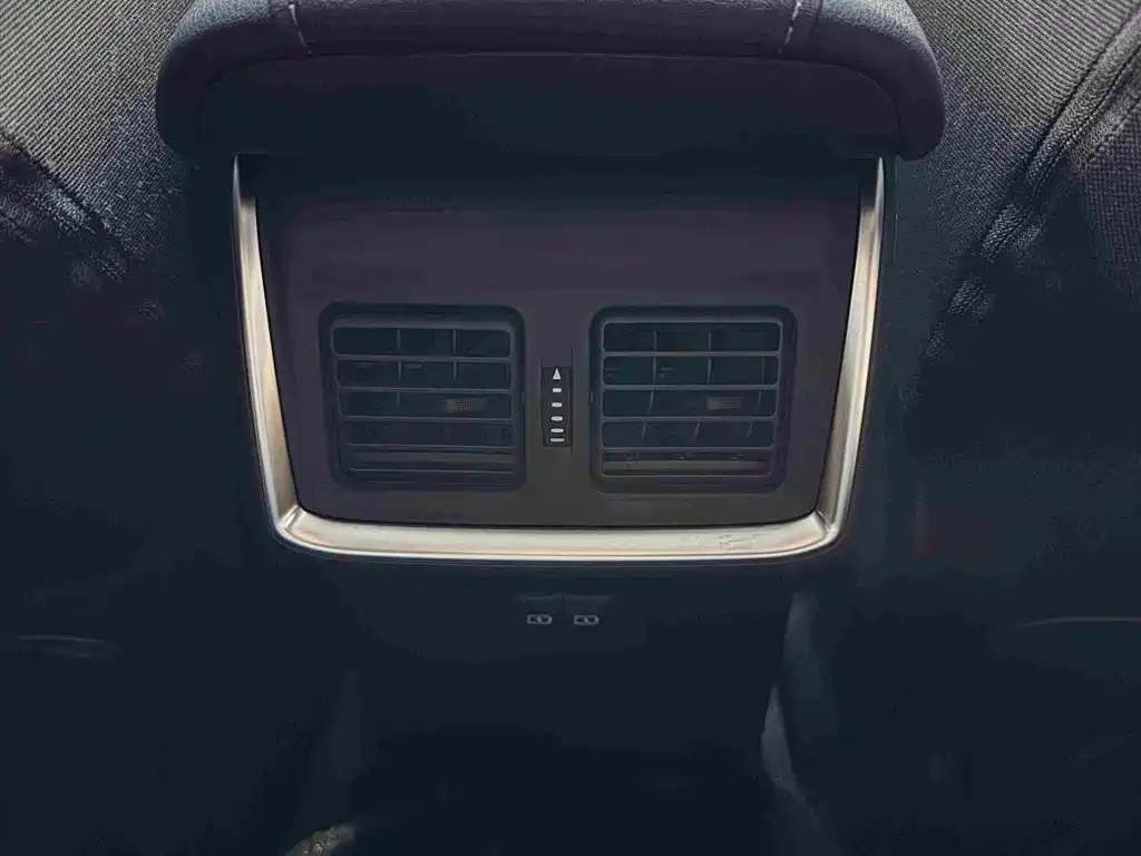 Lingfang Harrier 2023 Model 2.0L CVT Two-Wheel Drive Advance Edition