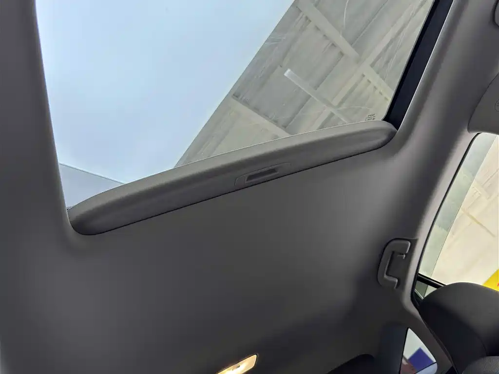 Lingfang Harrier 2023 Model 2.0L CVT Two-Wheel Drive Advance Edition