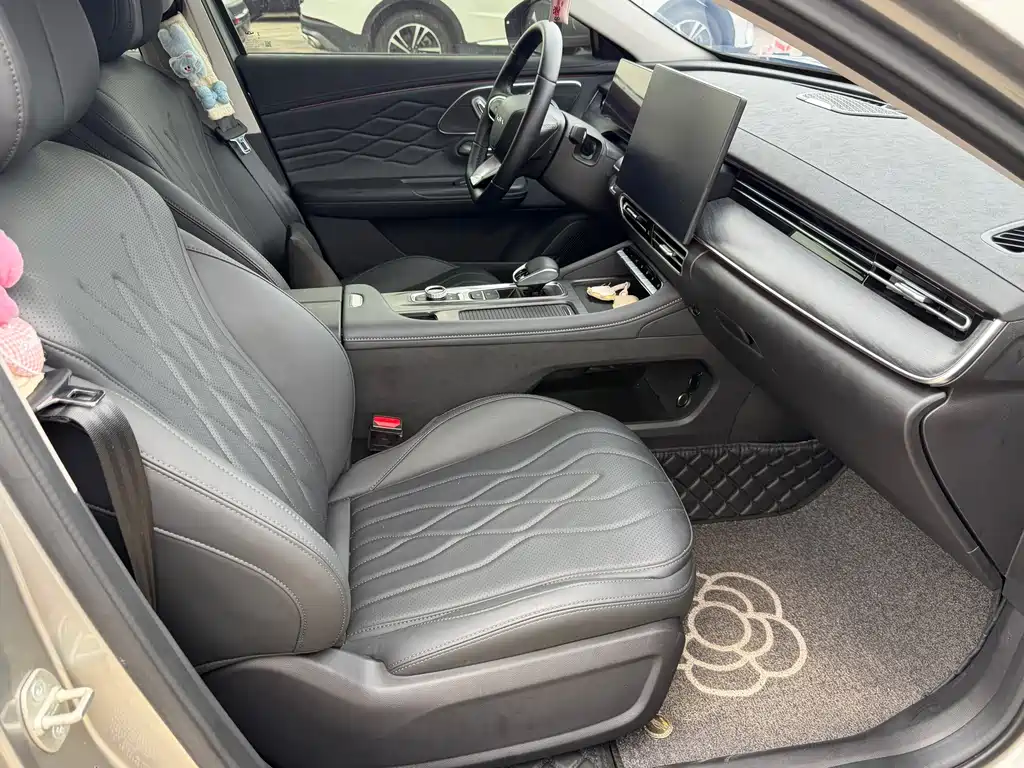 iCAR V20 2025 1.6T DCT Standard Edition