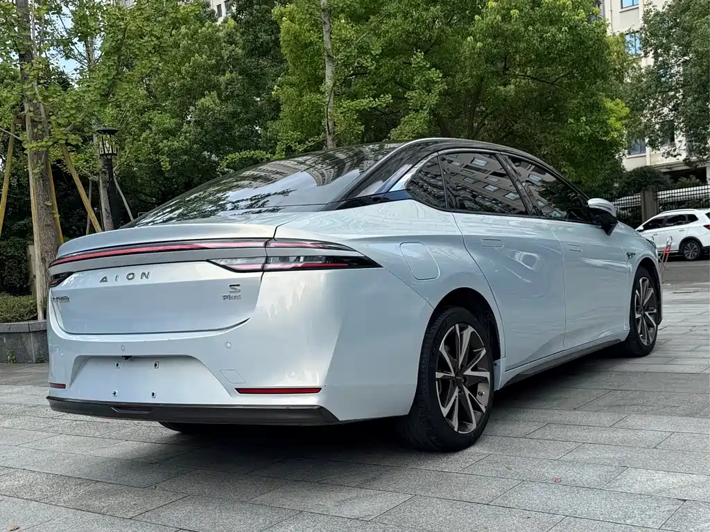 AION S Plus 2021 Tech Edition 70