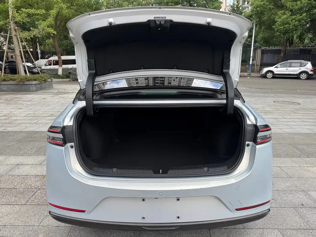AION S Plus 2021 Tech Edition 70