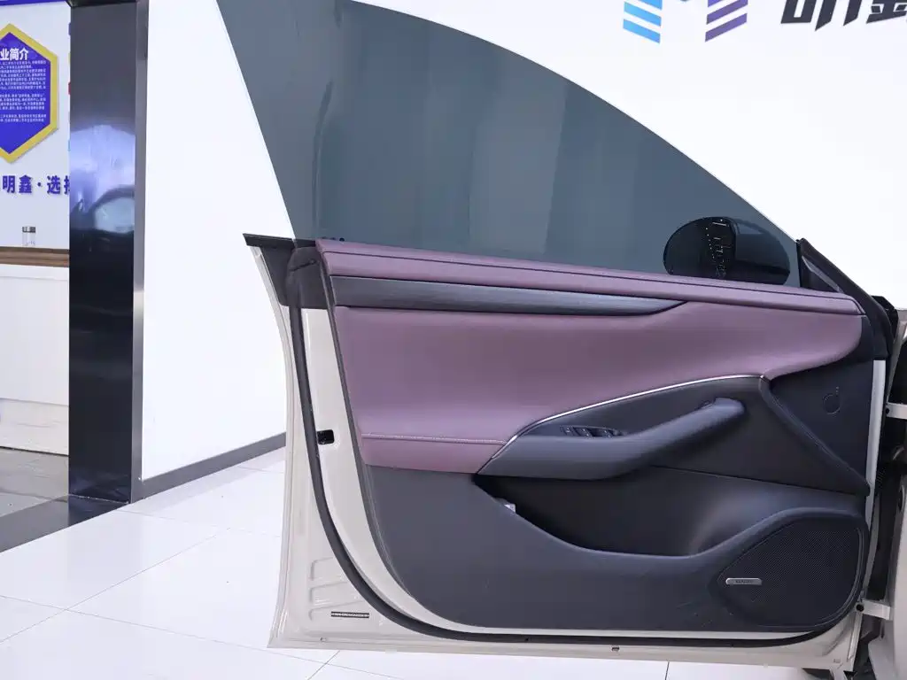 Xiaomi SU7 2024 Edition Rear-wheel Drive Long Range Intelligent Driving Version