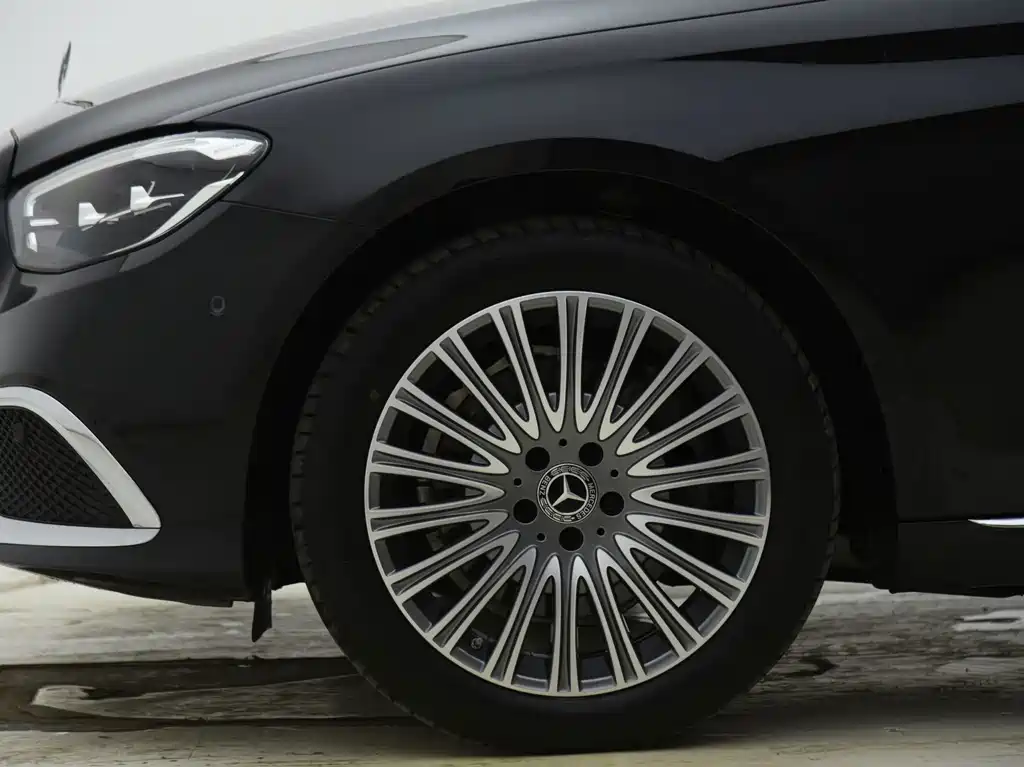 Mercedes-Benz E-Class 2023 Facelift E 300 L Sportline
