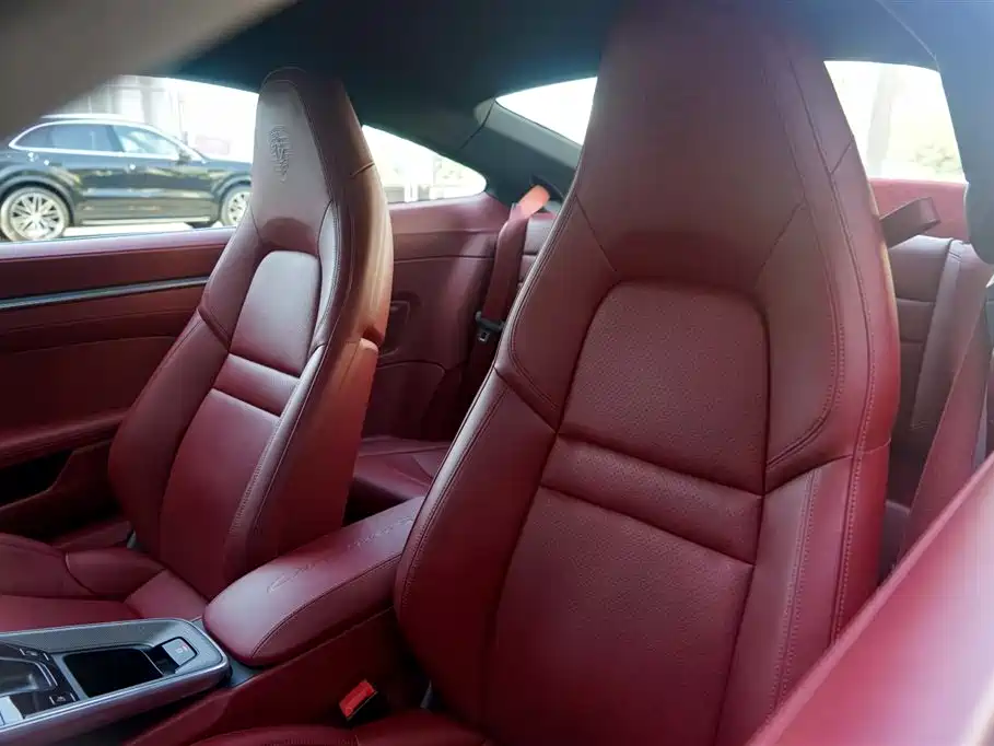 Porsche 911 2023 Carrera 4S 3.0T