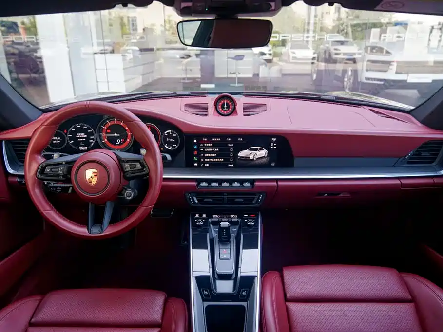 Porsche 911 2023 Carrera 4S 3.0T