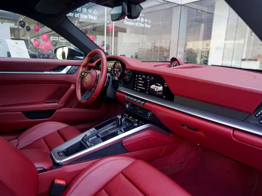Porsche 911 2023 Carrera 4S 3.0T