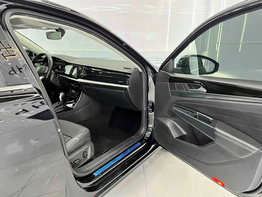 Passat 2022 280TSI Elite Edition