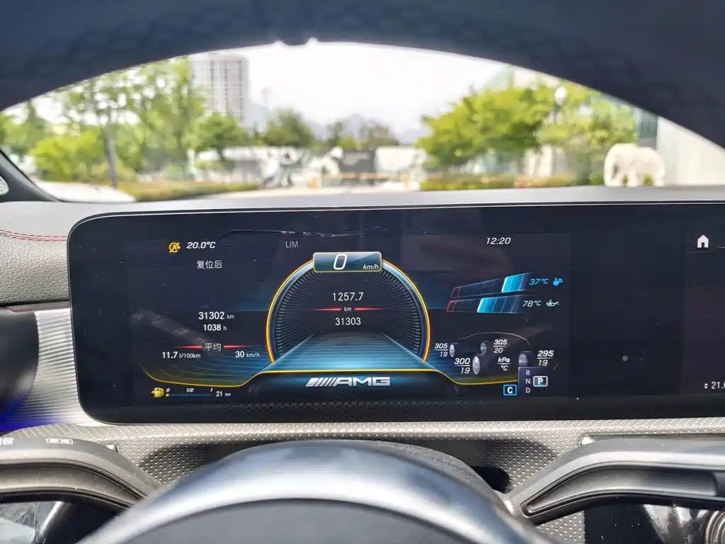 Mercedes-Benz A-Class AMG 2023 4MATIC A 35 L